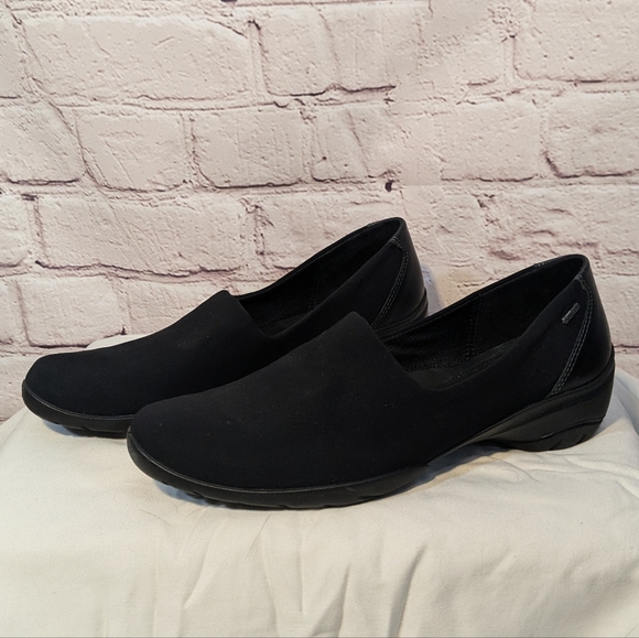 Ecco black slip on shoes - Picture 3 of 7